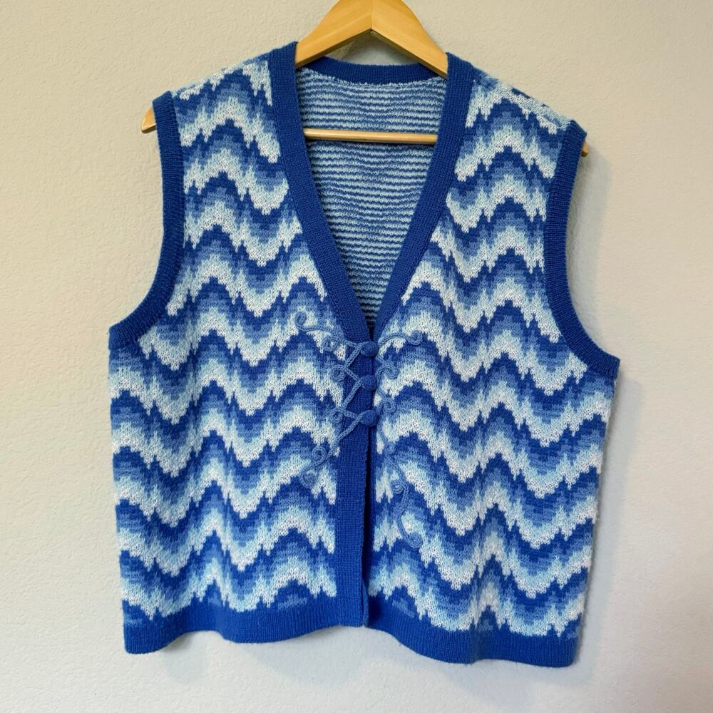 Vintage 70s sweater vest blue wavy chevron stripes sz XL XXL